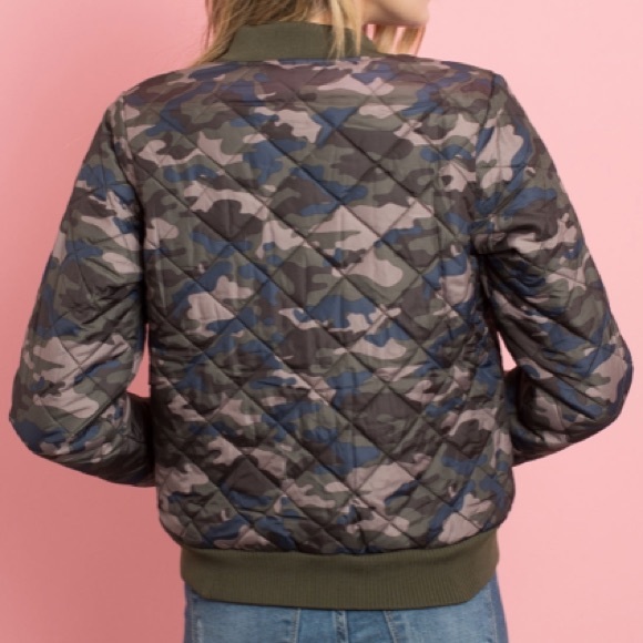 Quilted Camouflage Jacket - Picture 10 of 11
